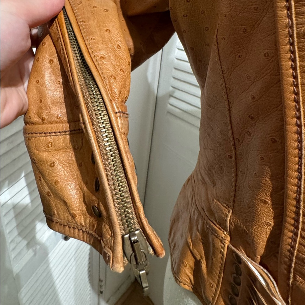 ASO SERENA VAN DER WOODSEN LEATHER JACKET - Picture 14 of 16